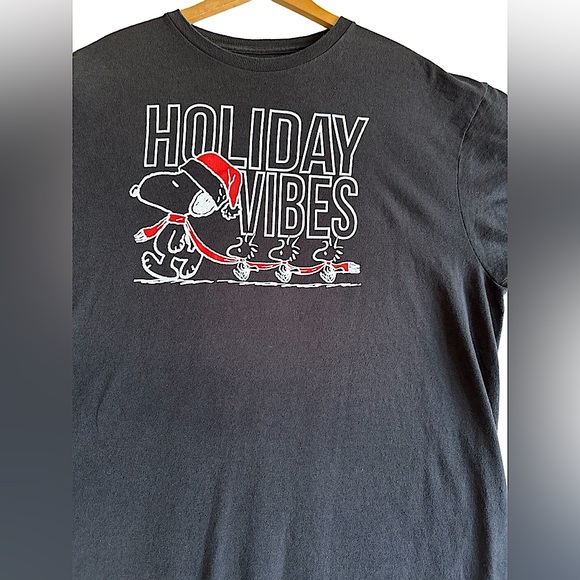 CELEBRATE TOGETHER PEANUTS HOLIDAY VIBES T-SHIRT SZ XL - Picture 3 of 9